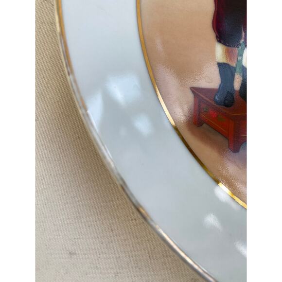 Set of 2 Vintage decorative Avon Christmas plates, 1981, 1982 - Picture 4 of 8